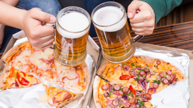 øl og pizza